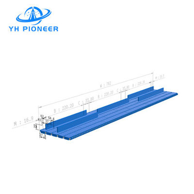 Harga yang bagus Pita konveyor flat top yang dapat disesuaikan dengan penerbangan samping untuk penanganan material yang dapat disesuaikan on line